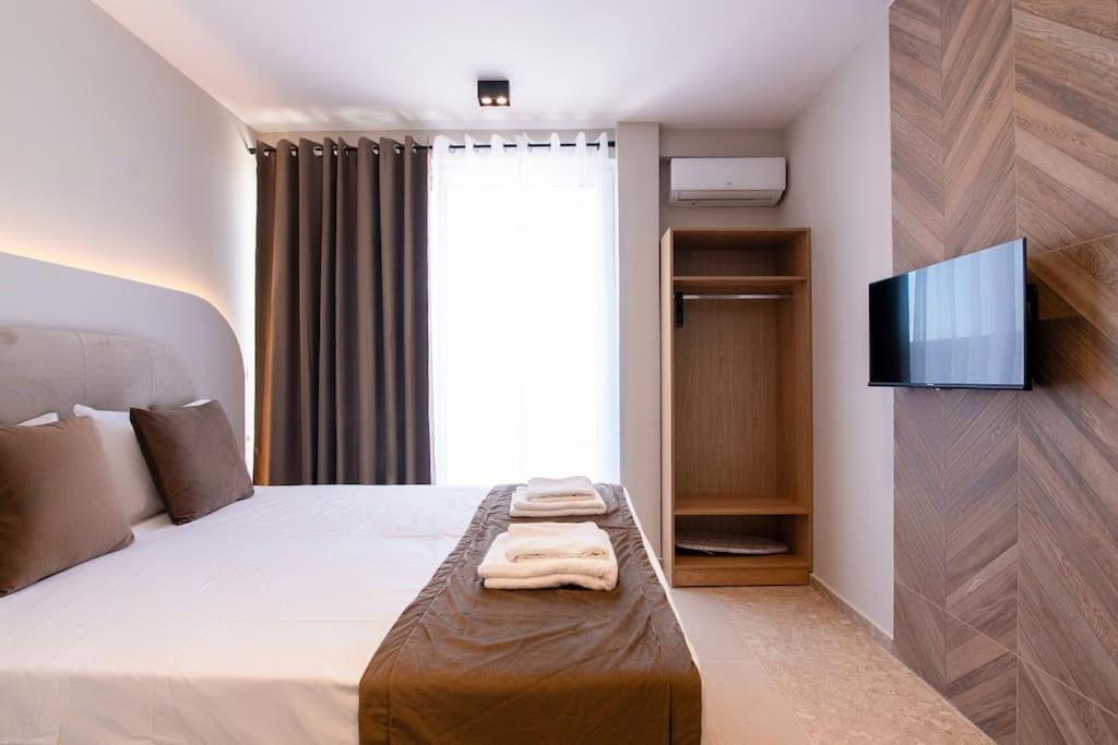 Luxury 6,2 *